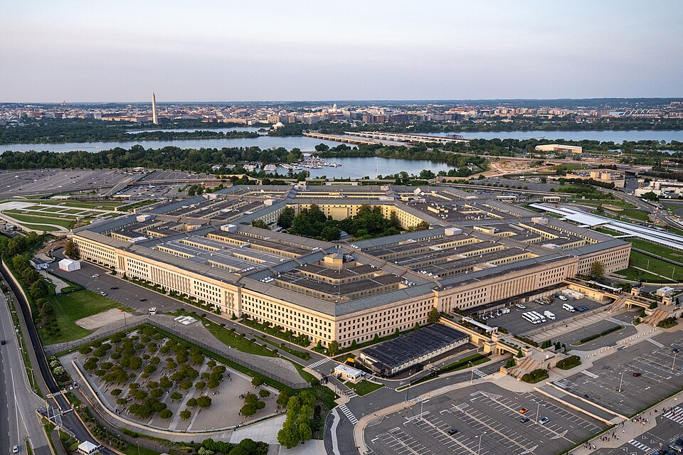 Pentagon Quietly Puts Conservative Veteran Influencers on Staff, Keeps Jobs and Pay Secret